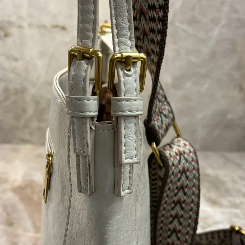 Women’s Cream Leather Crossbody Bag with Guitar Strap - Picture 11 of 12